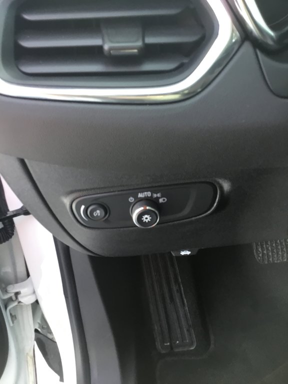 Chevrolet Equinox  2024 à Mont-Tremblant, Québec - 11 - w1024h768px