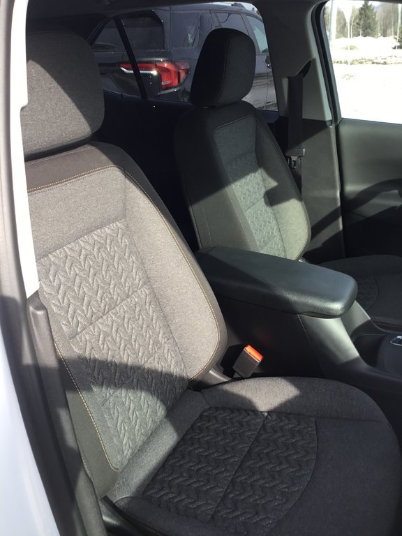 Chevrolet Equinox  2024 à Mont-Tremblant, Québec - 5 - w1024h768px