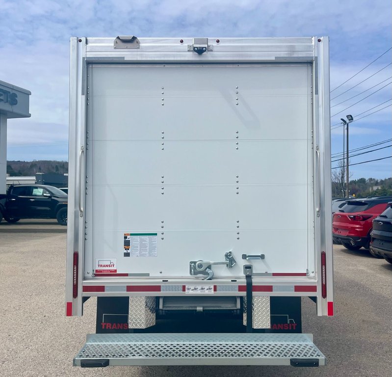 2025 Chevrolet EXPRESS CUTAWAY 139¨ (1WT) in Mont-Tremblant, Quebec - 3 - w1024h768px