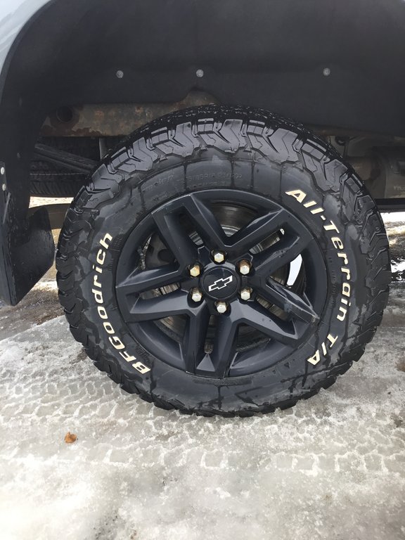 Chevrolet Silverado 1500 LTD  2022 à Mont-Tremblant, Québec - 8 - w1024h768px