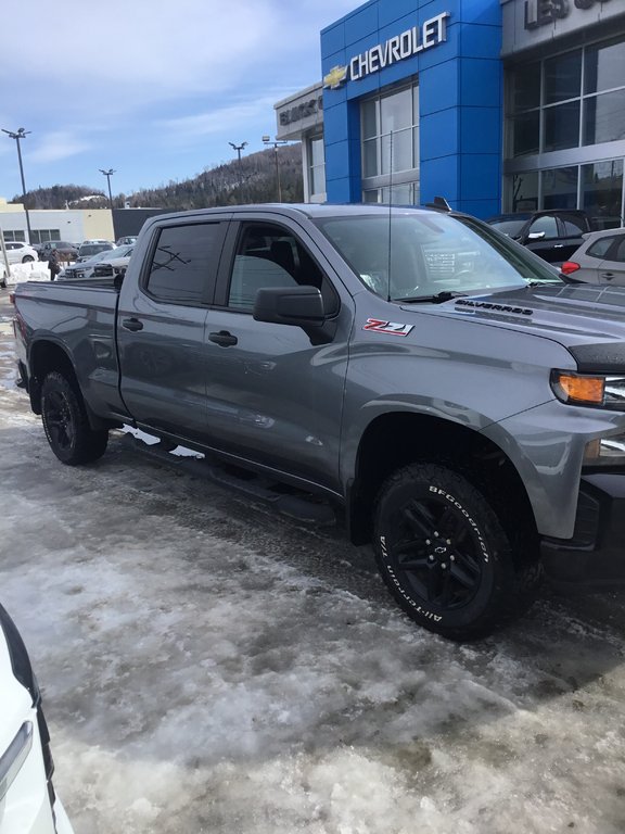 Chevrolet Silverado 1500 LTD  2022 à Mont-Tremblant, Québec - 3 - w1024h768px