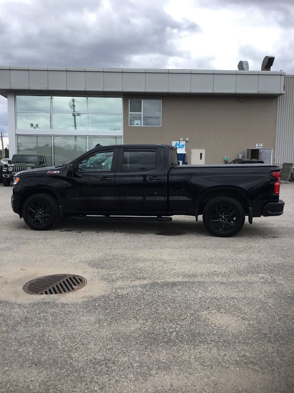 2023 Chevrolet Silverado 1500 in Mont-Tremblant, Quebec - 8 - w1024h768px