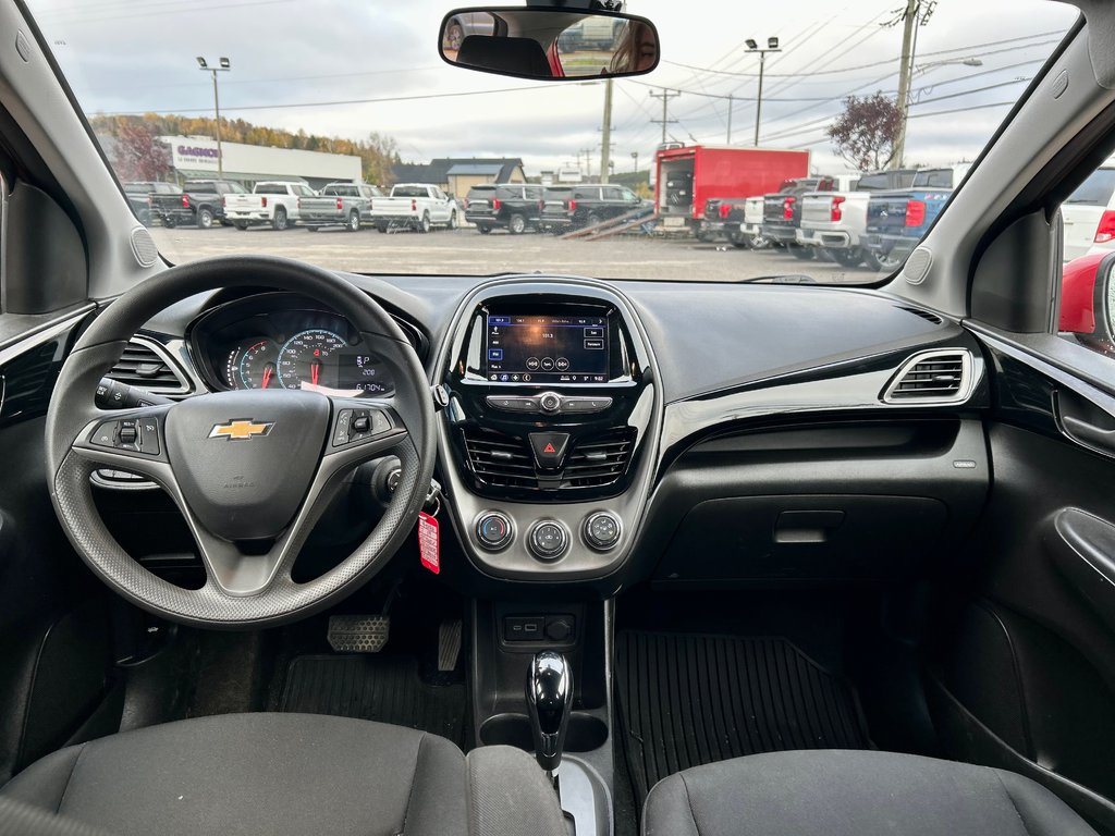 Chevrolet Spark  2019 à Mont-Tremblant, Québec - 15 - w1024h768px