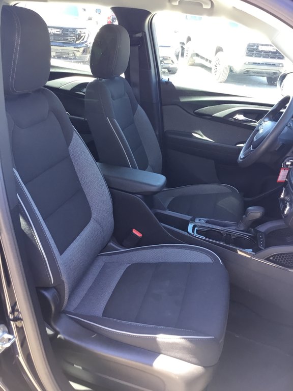 2021 Chevrolet Trailblazer in Mont-Tremblant, Quebec - 12 - w1024h768px