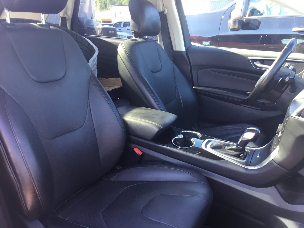 2016 Ford Edge in Mont-Tremblant, Quebec - 27 - w1024h768px