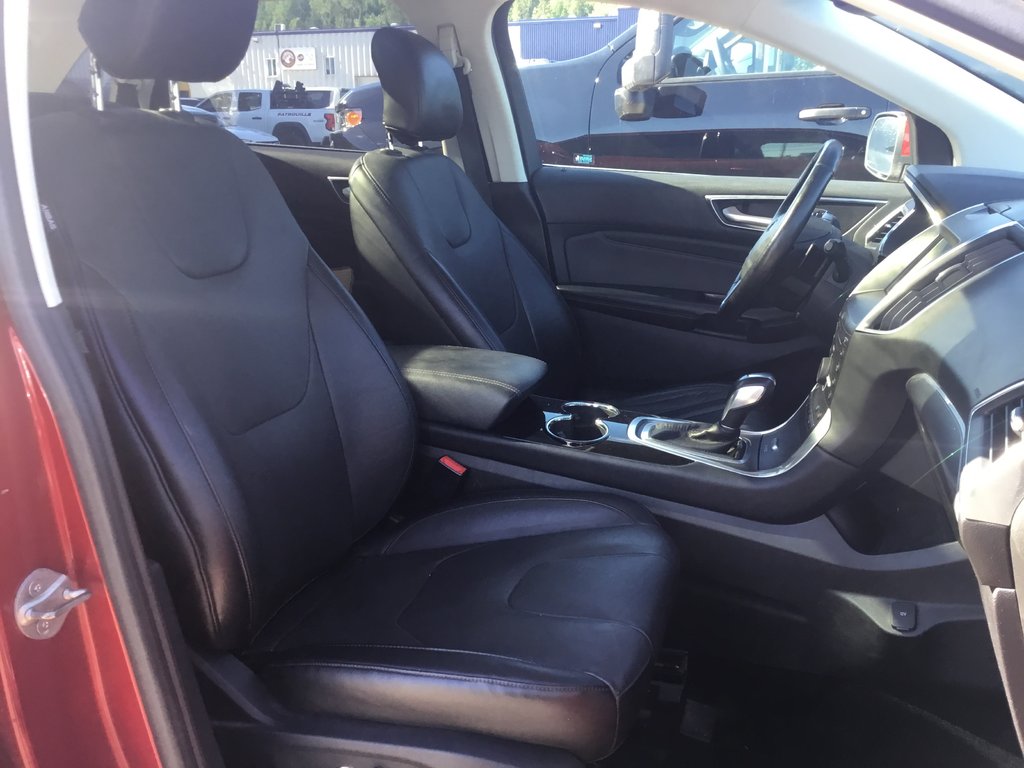 2016 Ford Edge in Mont-Tremblant, Quebec - 26 - w1024h768px