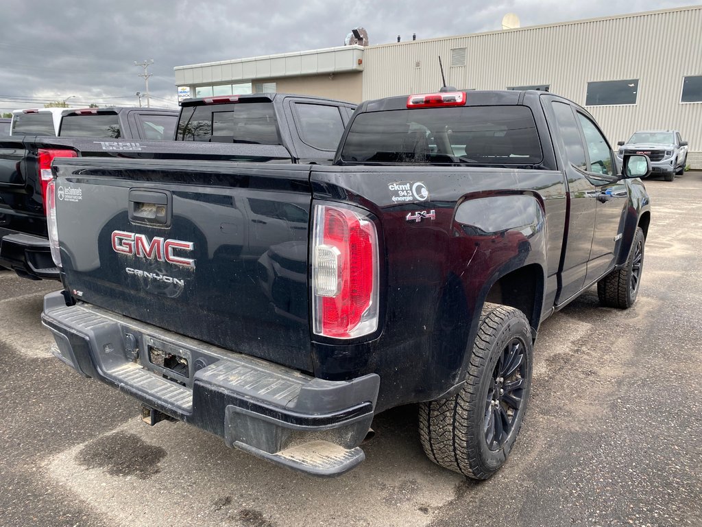 GMC Canyon  2022 à Mont-Tremblant, Québec - 2 - w1024h768px