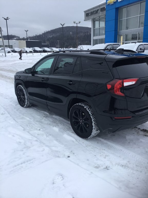 GMC Terrain  2022 à Mont-Tremblant, Québec - 3 - w1024h768px