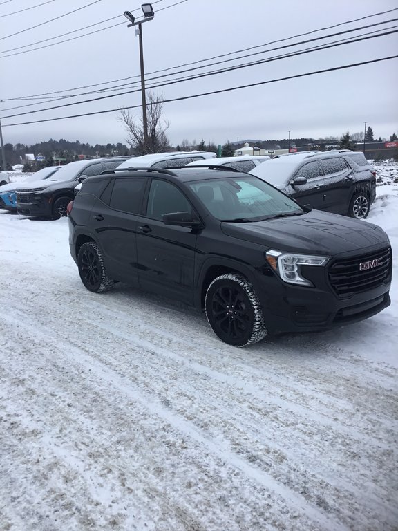 GMC Terrain  2022 à Mont-Tremblant, Québec - 1 - w1024h768px