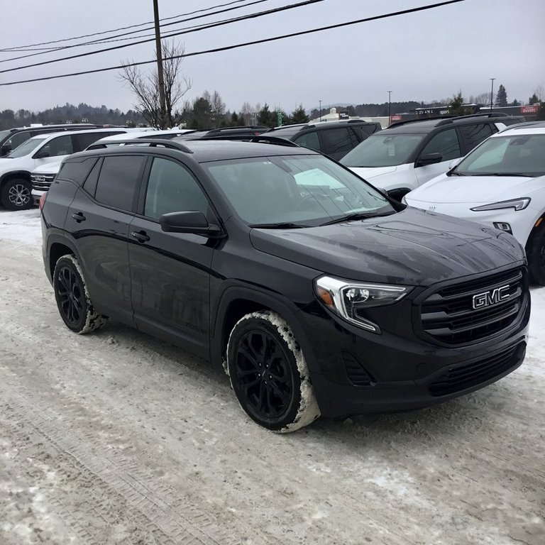 2023 GMC Terrain in Mont-Tremblant, Quebec - 1 - w1024h768px