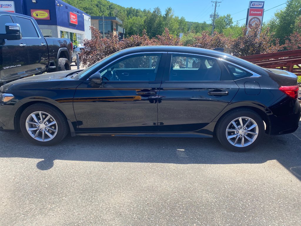 Honda Civic Sedan  2024 à Mont-Tremblant, Québec - 4 - w1024h768px