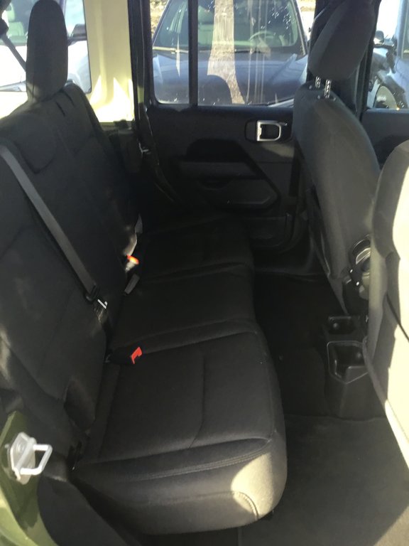 Jeep Wrangler  2021 à Mont-Tremblant, Québec - 11 - w1024h768px