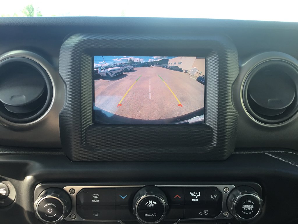 2022 Jeep Wrangler in Mont-Tremblant, Quebec - 25 - w1024h768px