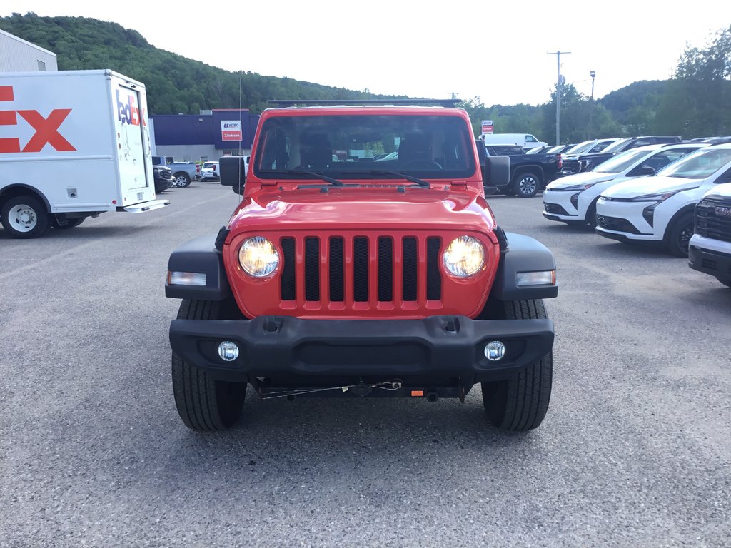 2022 Jeep Wrangler in Mont-Tremblant, Quebec - 3 - w1024h768px