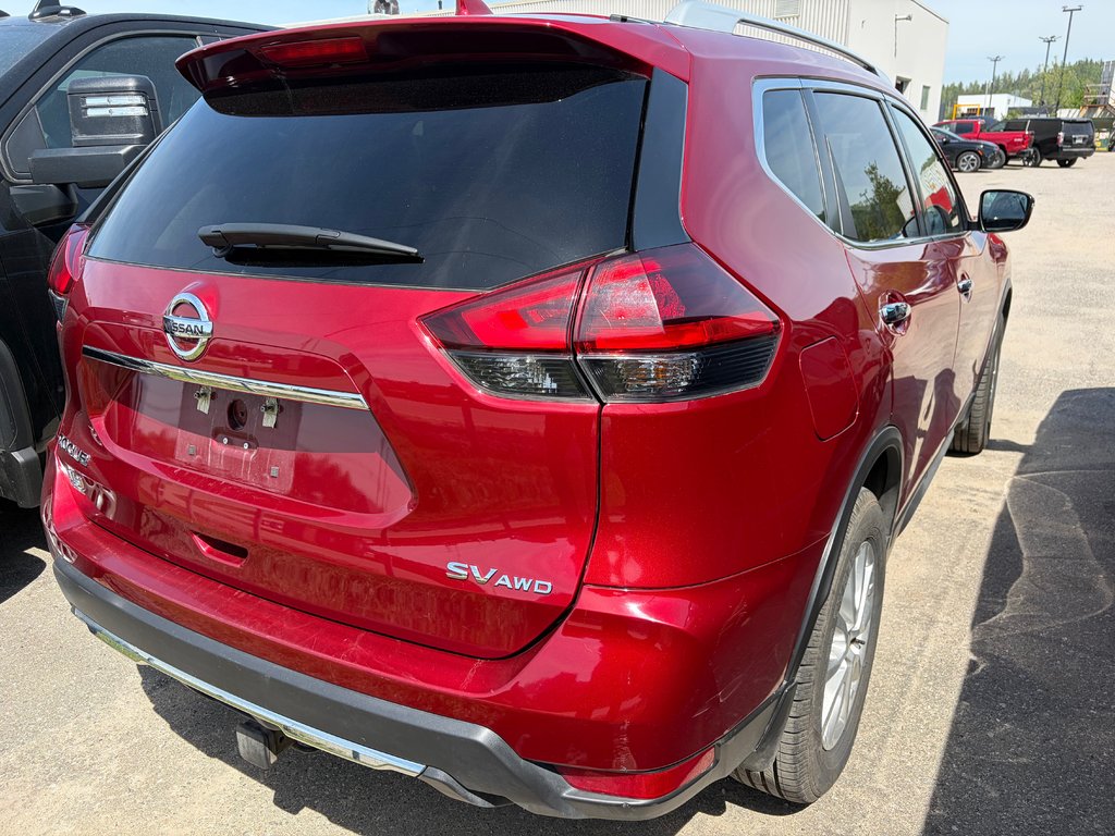 2020 Nissan Rogue in Mont-Tremblant, Quebec - 4 - w1024h768px