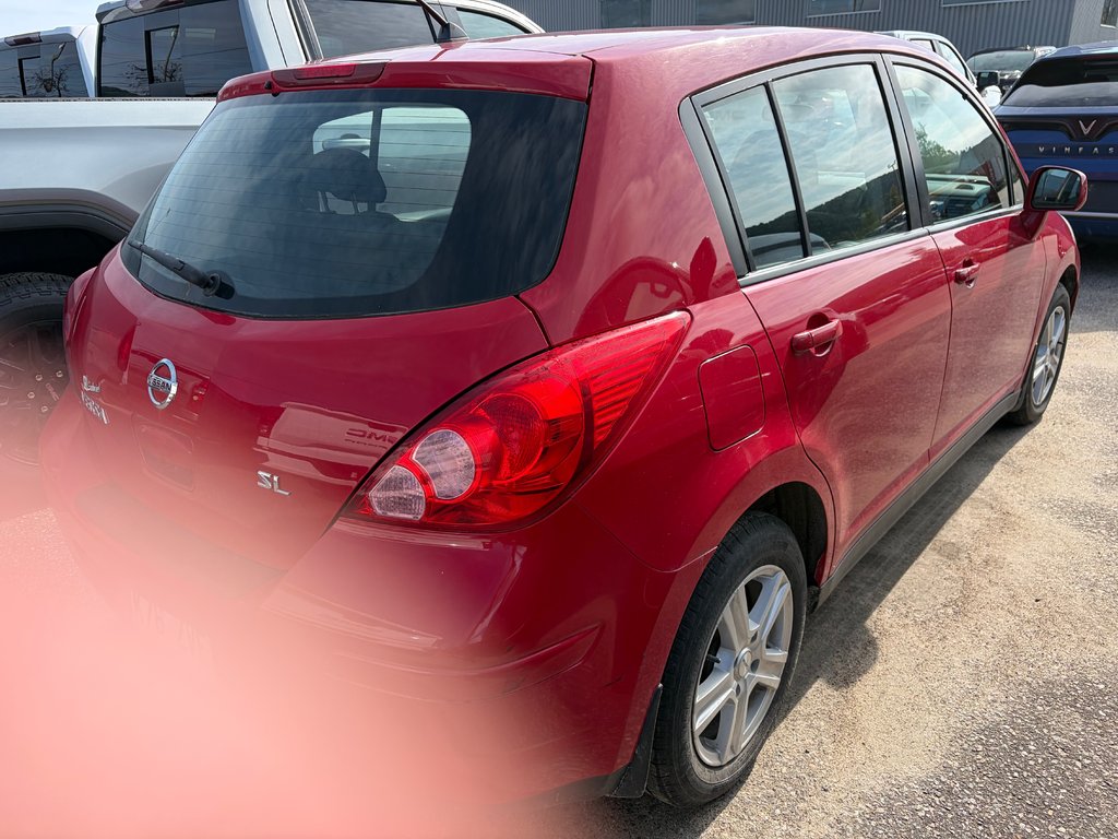 Nissan Versa  2009 à Mont-Tremblant, Québec - 3 - w1024h768px