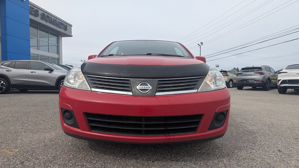 2009 Nissan Versa in Mont-Tremblant, Quebec - 2 - w1024h768px