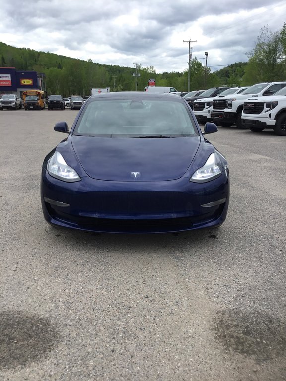 2022 Tesla Model 3 in Mont-Tremblant, Quebec - 2 - w1024h768px