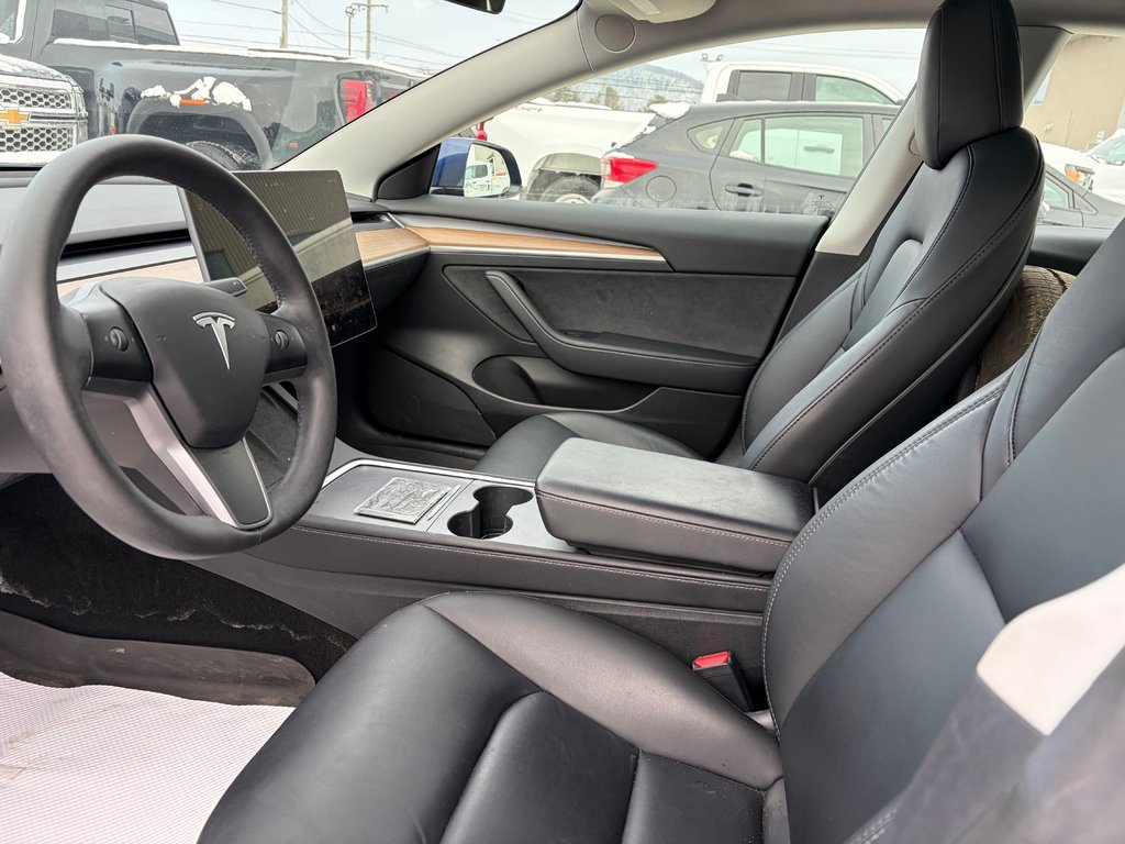 Tesla Model 3  2022 à Mont-Tremblant, Québec - 7 - w1024h768px