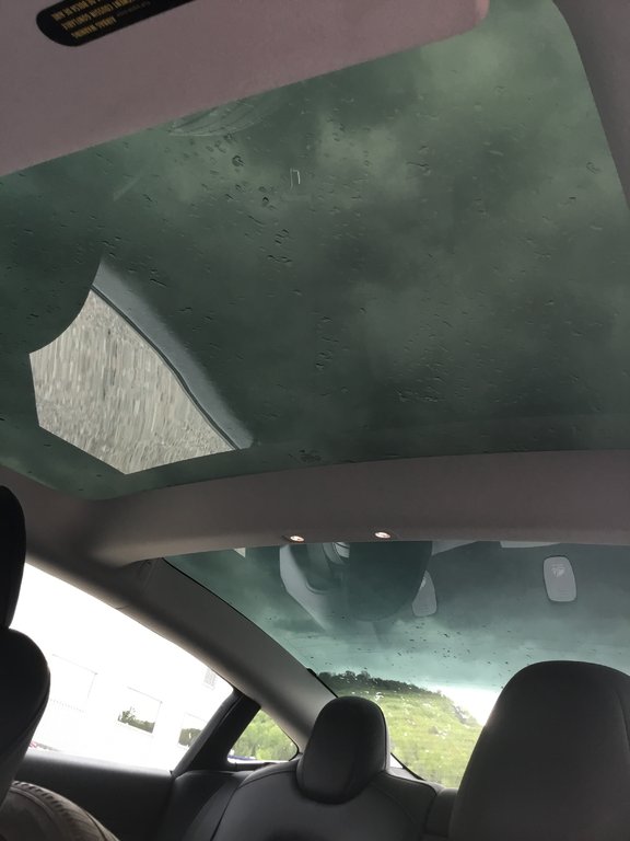 2022 Tesla Model 3 in Mont-Tremblant, Quebec - 13 - w1024h768px