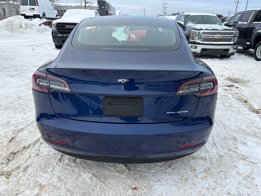Tesla Model 3  2022 à Mont-Tremblant, Québec - 5 - w1024h768px