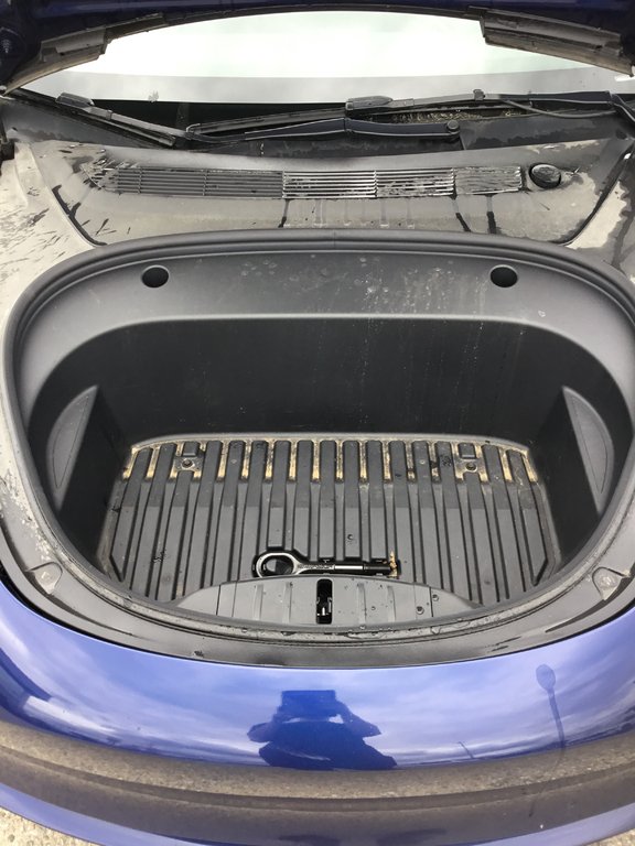 2022 Tesla Model 3 in Mont-Tremblant, Quebec - 16 - w1024h768px
