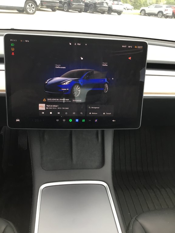 2022 Tesla Model 3 in Mont-Tremblant, Quebec - 18 - w1024h768px