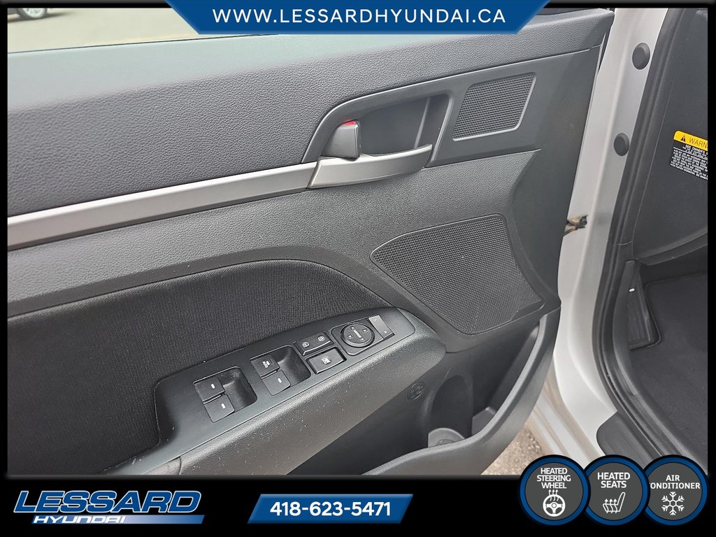 Hyundai Elantra GL automatique. 2017 à Québec, Québec - 11 - w1024h768px