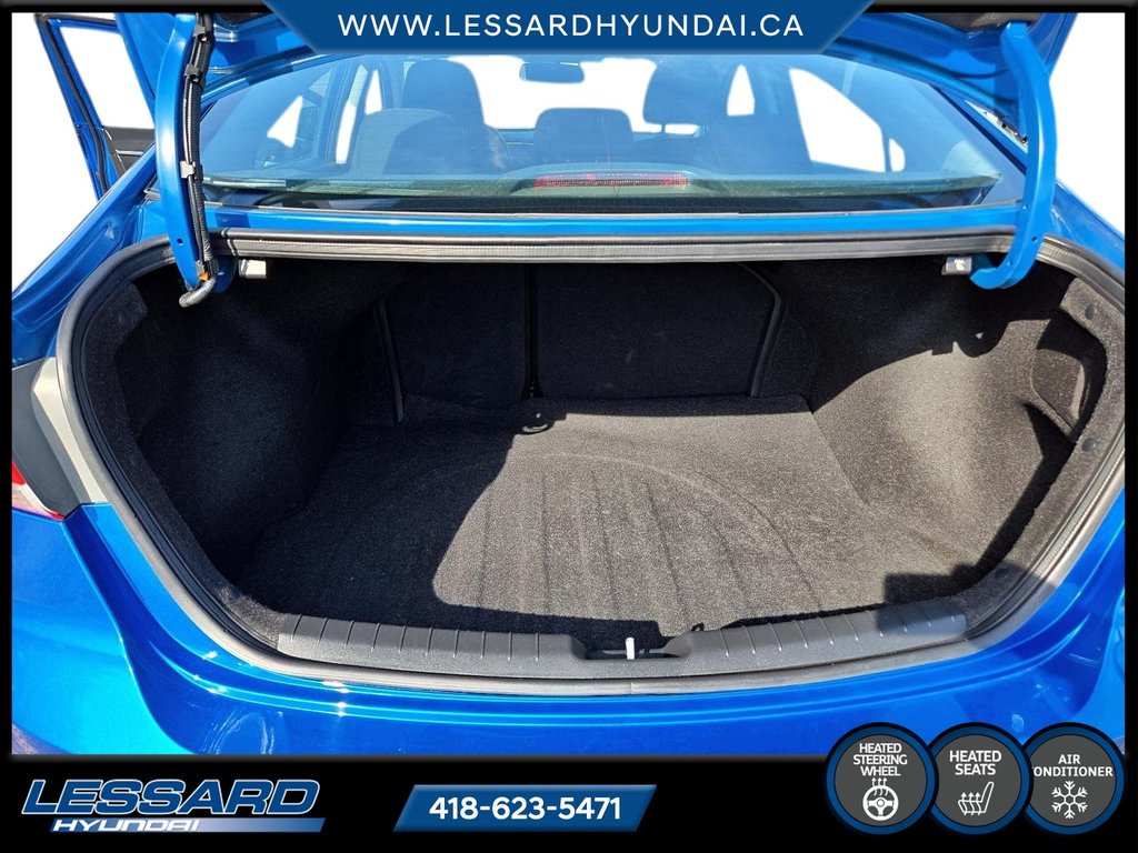 2017 Hyundai Elantra GL automatique. in Québec, Quebec - 6 - w1024h768px
