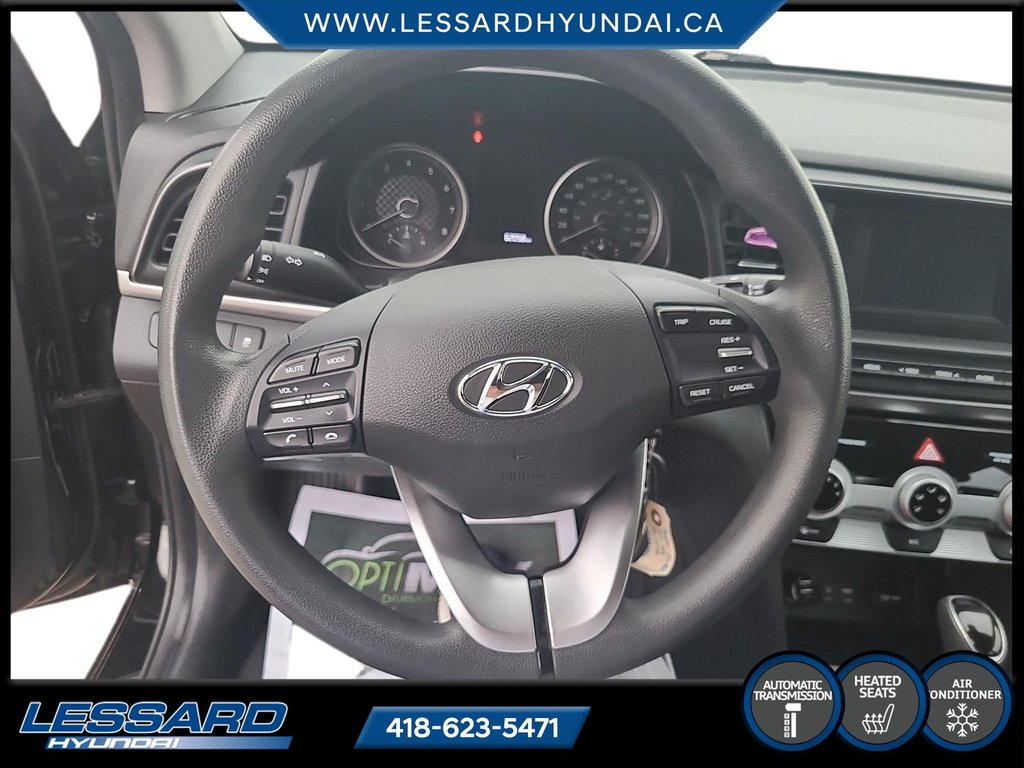 Hyundai Elantra Essential automatique 2019 à Québec, Québec - 12 - w1024h768px