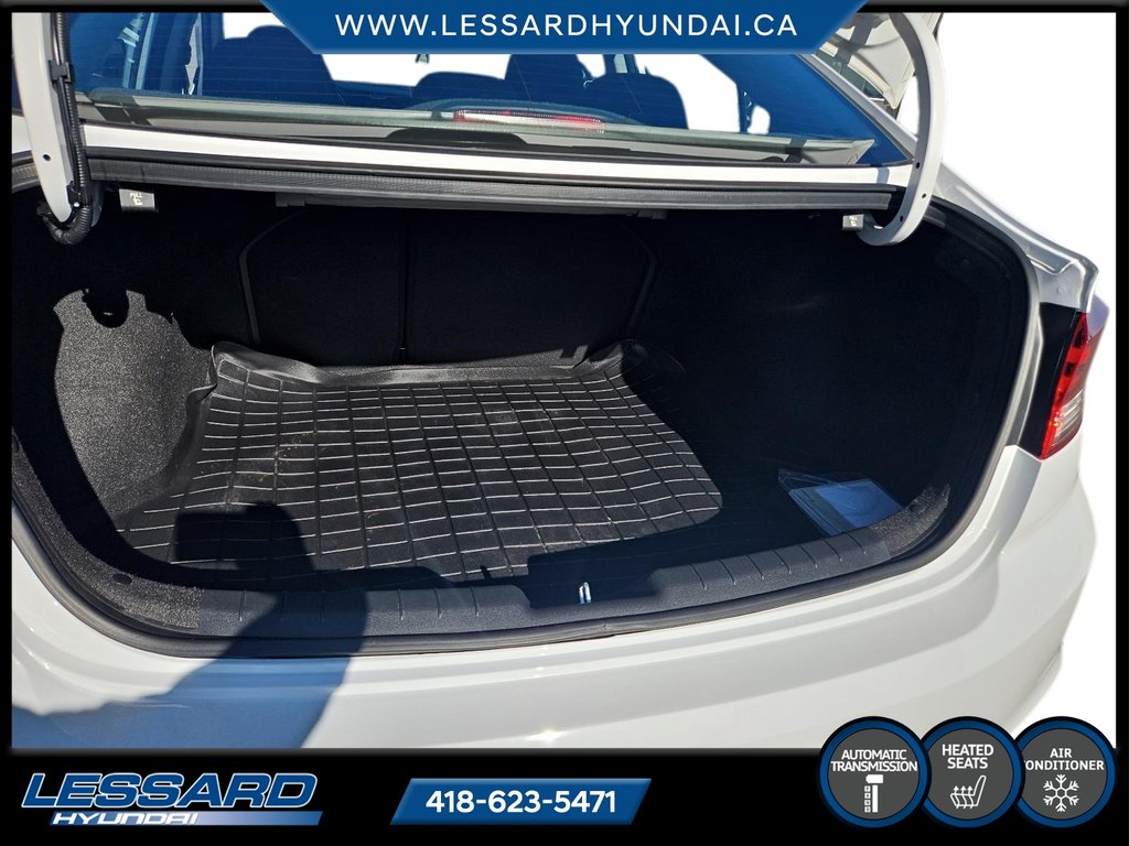Hyundai Elantra Preferred 2019 à Québec, Québec - 6 - w1024h768px