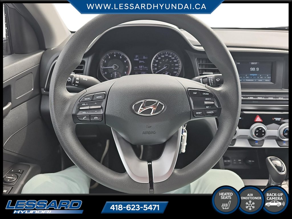 Hyundai Elantra Essential 2020 à Québec, Québec - 12 - w1024h768px