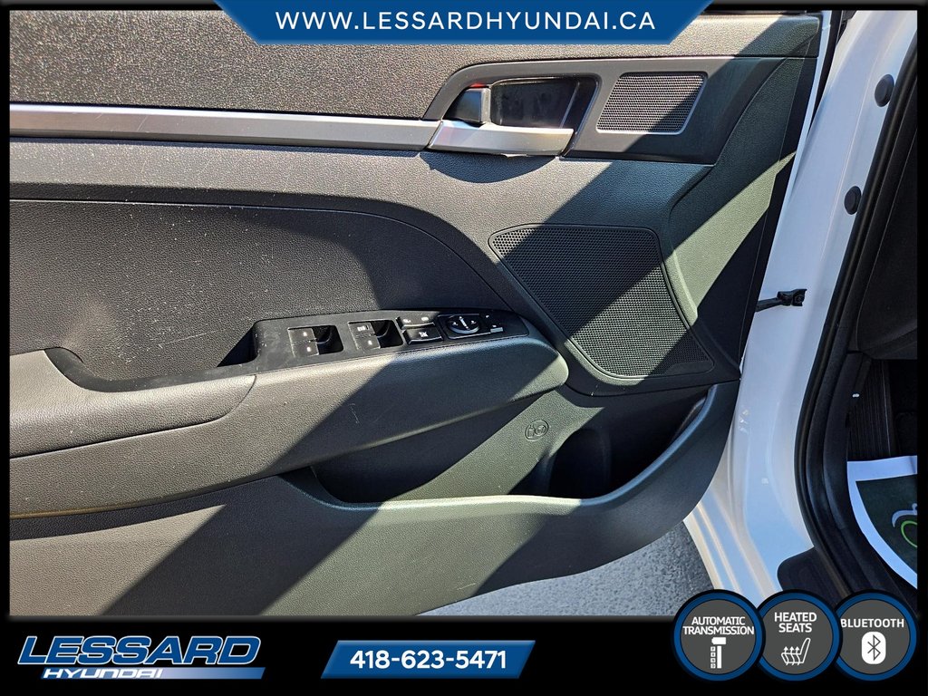 Hyundai Elantra Essential automatique 2020 à Québec, Québec - 11 - w1024h768px