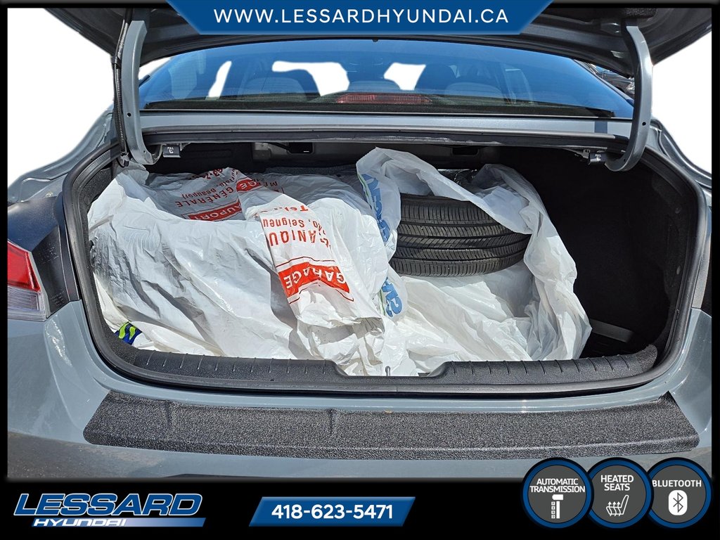 Hyundai Elantra Preferred 2022 à Québec, Québec - 6 - w1024h768px
