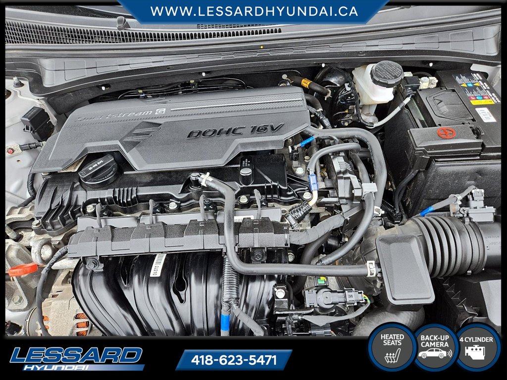 Hyundai Elantra Essential Manuel. 2022 à Québec, Québec - 9 - w1024h768px
