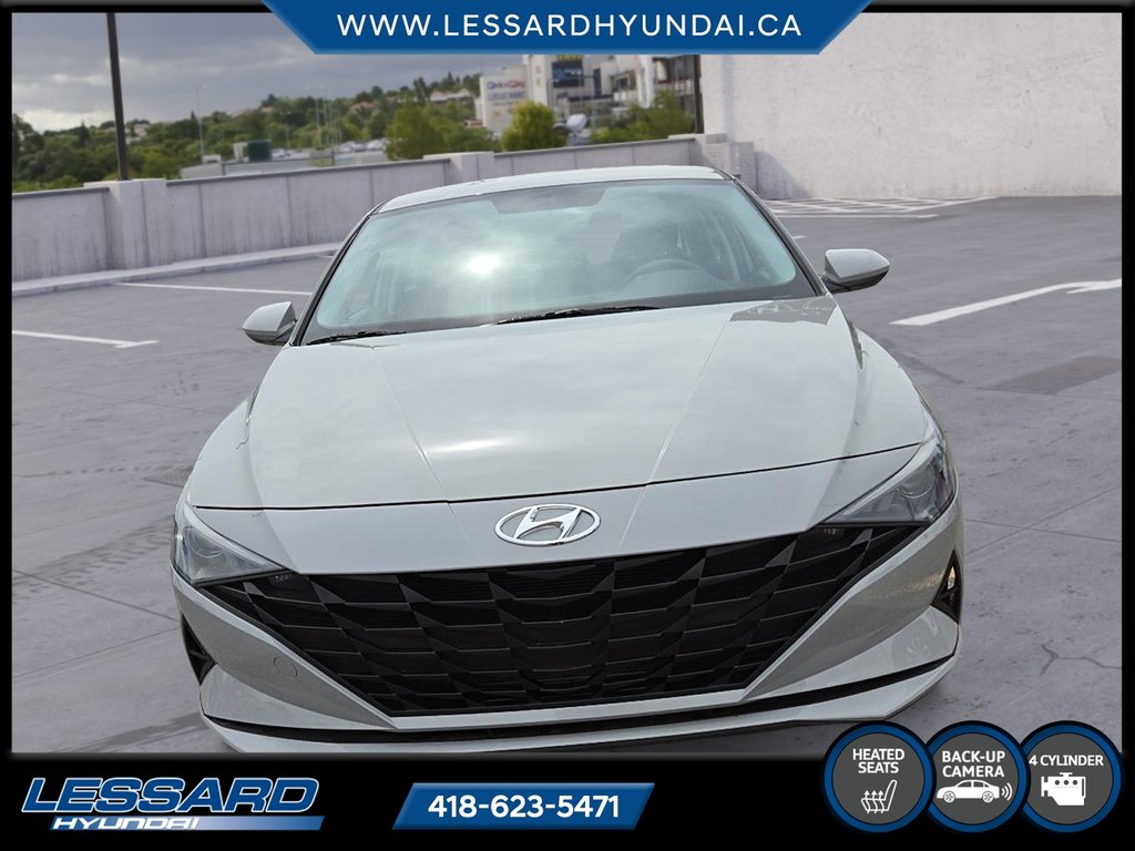 Hyundai Elantra Essential Manuel. 2022 à Québec, Québec - 2 - w1024h768px
