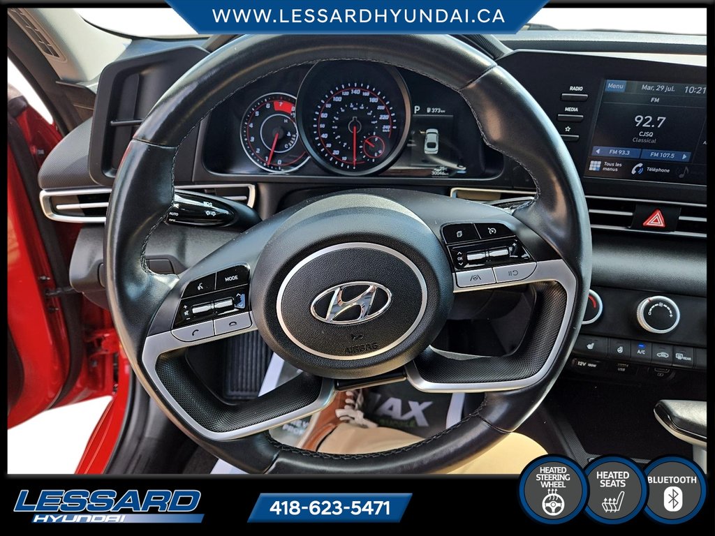 2022 Hyundai Elantra Preferred in Québec, Quebec - 12 - w1024h768px