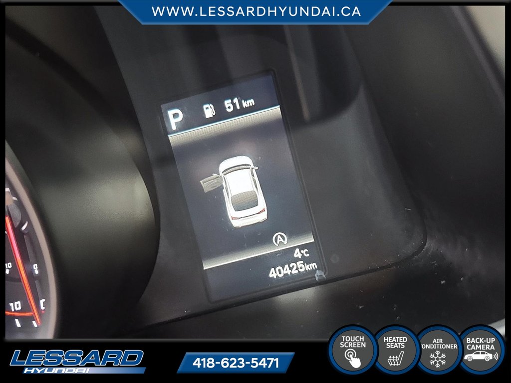 Hyundai Elantra Essential automatique 2022 à Québec, Québec - 13 - w1024h768px