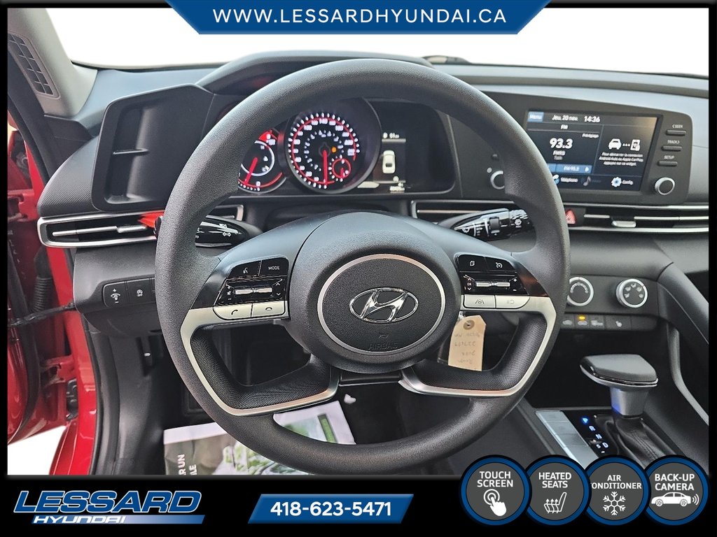 Hyundai Elantra Essential automatique 2022 à Québec, Québec - 12 - w1024h768px