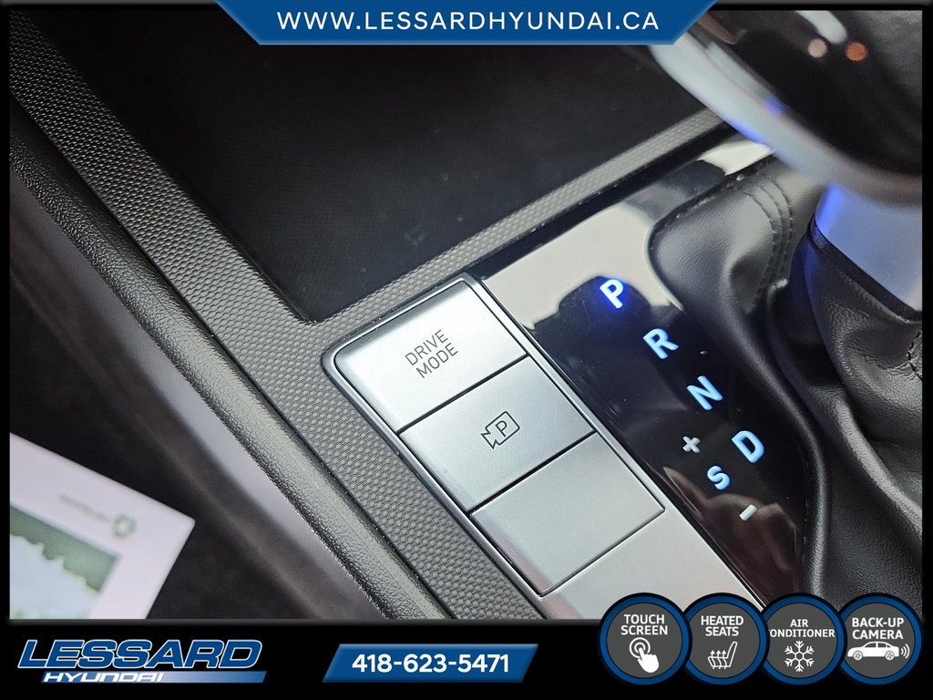 Hyundai Elantra Essential automatique 2022 à Québec, Québec - 16 - w1024h768px