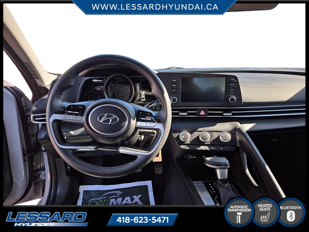 2023 Hyundai Elantra Essential in Québec, Quebec - 10 - w1024h768px