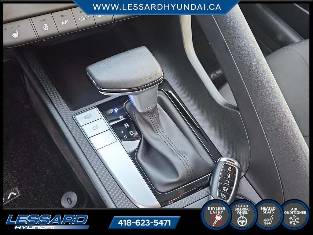 Hyundai Elantra Preferred automatique. 2023 à Québec, Québec - 15 - w1024h768px