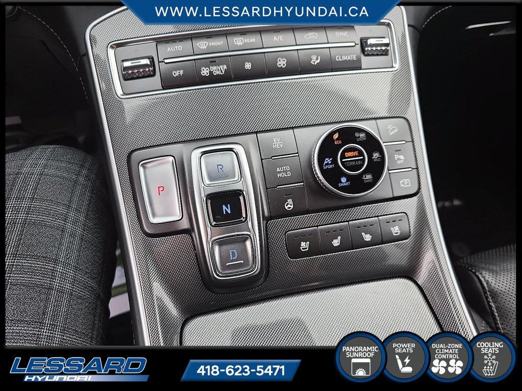 Hyundai Santa Fe Plug-In Hybrid Luxury awd. 2022 à Québec, Québec - 16 - w1024h768px