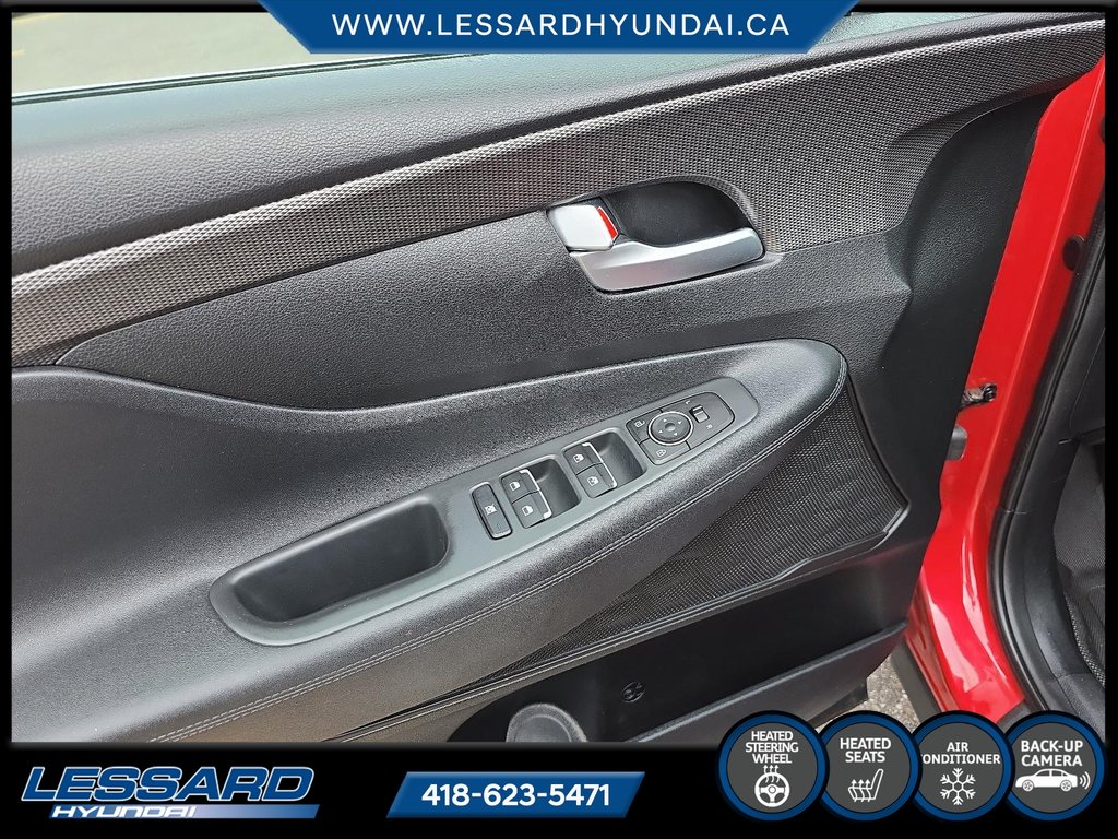 Hyundai Santa Fe Essentiel awd . 2019 à Québec, Québec - 11 - w1024h768px