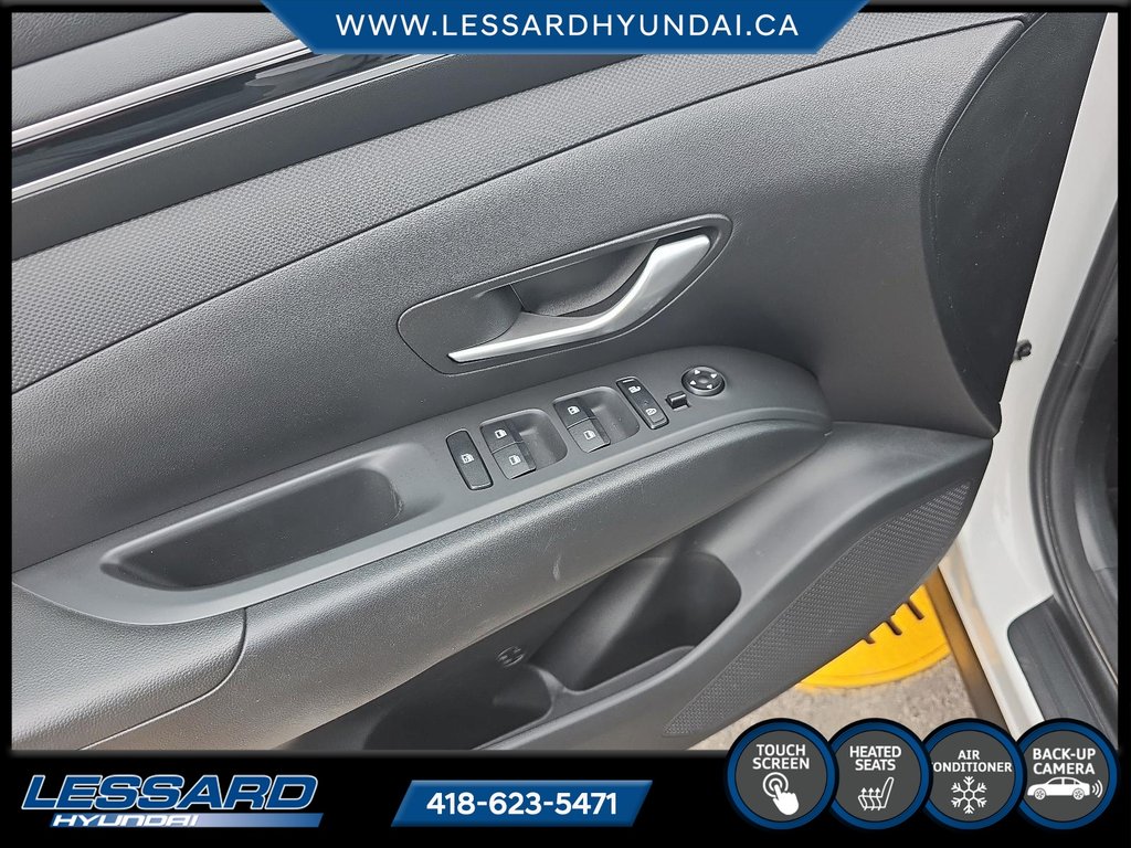Hyundai Tucson Essential Traction avant. 2023 à Québec, Québec - 11 - w1024h768px