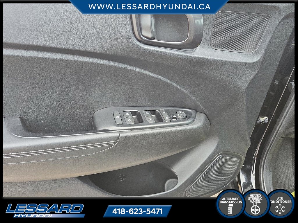 Hyundai Venue Ultimate w/Black Interior 2020 à Québec, Québec - 11 - w1024h768px