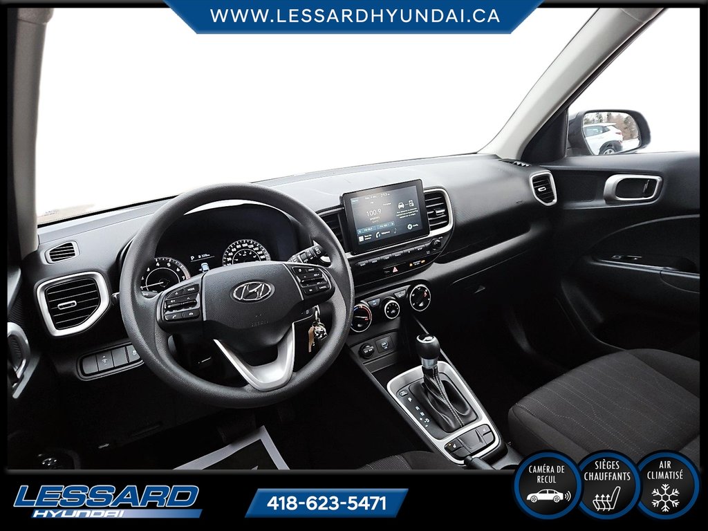 2021 Hyundai Venue Essential in Québec, Quebec - 10 - w1024h768px