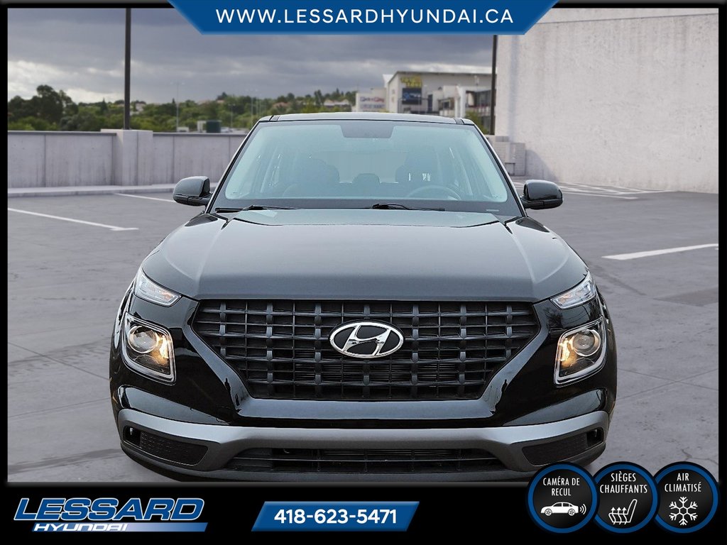 2021 Hyundai Venue Essential in Québec, Quebec - 2 - w1024h768px