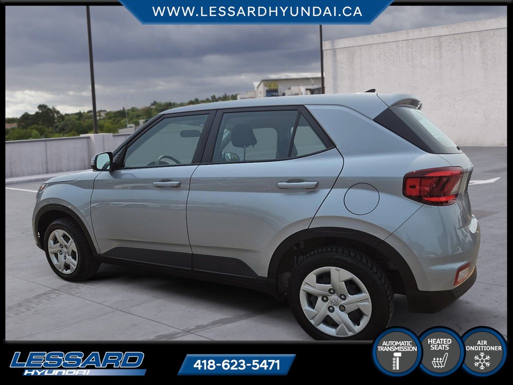 2021 Hyundai Venue Essential automatique. in Québec, Quebec - 4 - w1024h768px