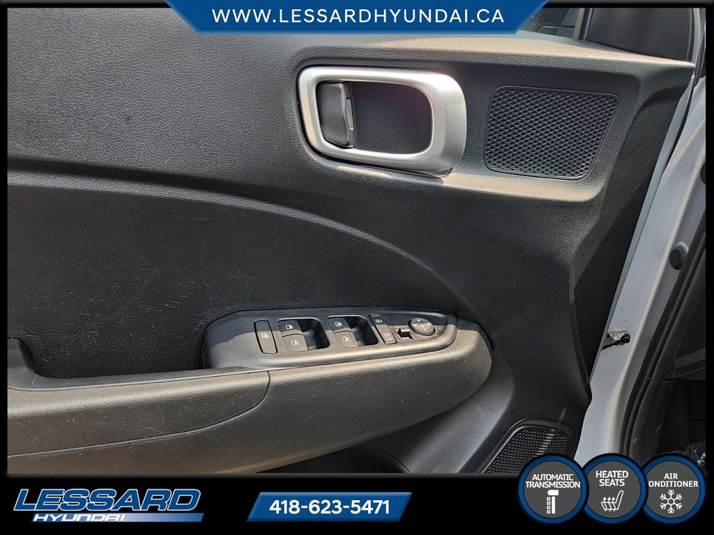 2021 Hyundai Venue Essential automatique. in Québec, Quebec - 11 - w1024h768px